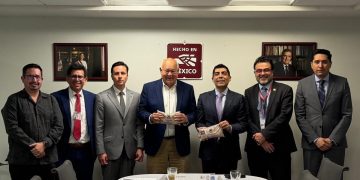 GOBERNADOR VÍCTOR CASTRO SE REÚNE CON AUTORIDADES FEDERALES PARA AVANZAR EN COMERCIALIZACIÓN DEL FRIJOL