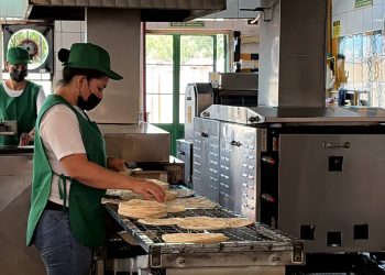 UABCS CAPACITA A ESTUDIANTES Y PRODUCTORES LOCALES EN NUTRICIÓN DE CABRAS Y OVEJAS