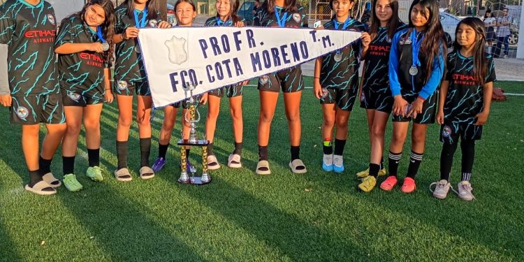 GLORIOSO SEGUNDO LUGAR EN EL TORNEO DE FUTBOL DE PRIMARIAS