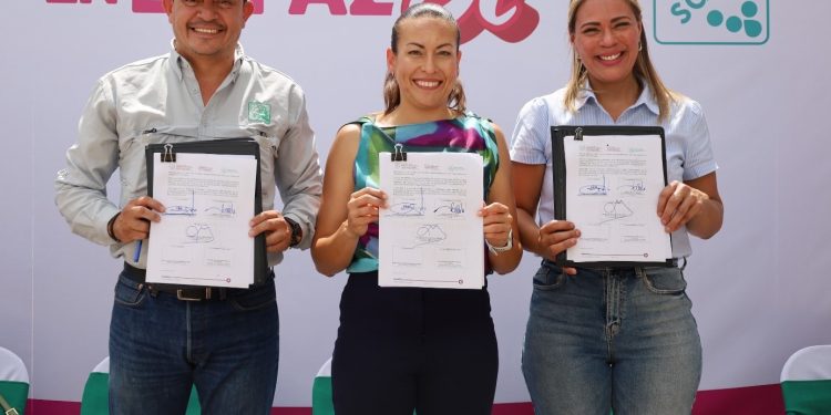 ICATEBCS Y OOMSAPAS LA PAZ FIRMAN CONVENIO PARA CAPACITAR Y CERTIFICAR AL PERSONAL OPERATIVO