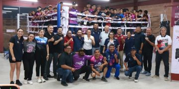 ACUDE VÍCTOR CASTRO A INAUGURACIÓN DE NUEVAS INSTALACIONES DEPORTIVAS EN LA PAZ