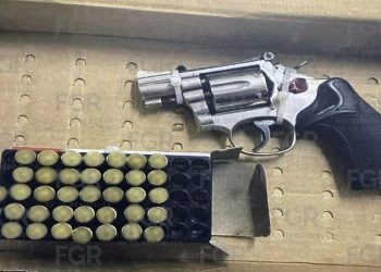 FGR OBTIENE SENTENCIA DE DOS AÑOS CUATRO MESES DE PRISIÓN CONTRA DOS PERSONAS POR PORTACIÓN DE ARMA EN LA PAZ