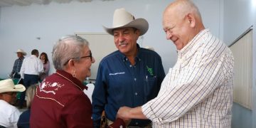 “SEGUIREMOS FORTALECIENDO EL SECTOR PECUARIO EN BAJA CALIFORNIA SUR”: VÍCTOR CASTRO COSÍO