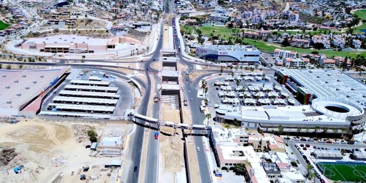 GLORIETA DE LAS MUJERES LIBRES PRESENTA AVANCE SUPERIOR AL 80%