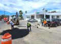“ CAZA BACHES “ ATIENDE VIALIDADES EN SAN BERNABÉ, CHAMIZAL Y ACCESO AL AEROPUERTO INTERNACIONAL DE LOS CABOS