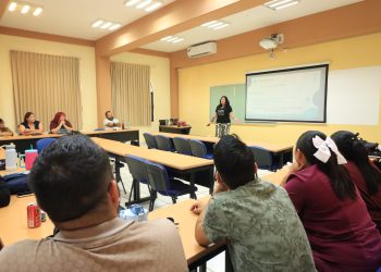 PROMUEVEN EN LA UABCS LA INCLUSIÓN MEDIANTE CHARLA MAGISTRAL EN EL MARCO DEL DÍA MUNDIAL DE CONCIENCIACIÓN SOBRE EL AUTISMO