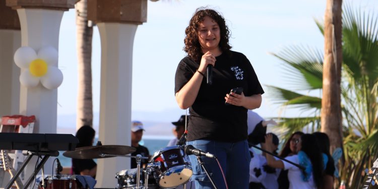 SIGNAN ACUERDO DE COLABORACIÓN  UABCS LOS CABOS Y CERCA A.C.