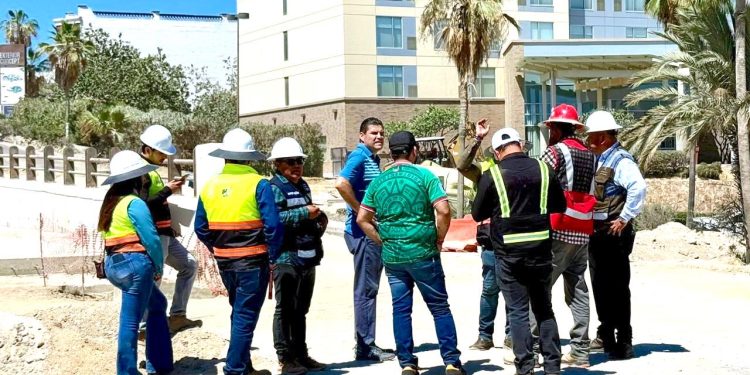 AUTORIDADES COORDINAN LOGÍSTICA Y RUTA PARA EL IRONMAN 70.3 EN LOS CABOS