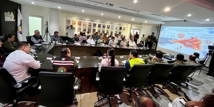 GOBIERNO DE BCS ENTREGA EQUIPOS DE AIRE ACONDICIONADO AL COLEGIO DE ESTUDIOS CIENTÍFICOS Y TECNOLÓGICOS PARA MEJORAR ESPACIOS EDUCATIVOS