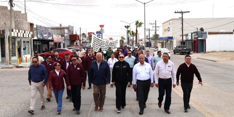 “LA JUSTICIA LABORAL ES CLAVE PARA EL BIENESTAR DE LAS FAMILIAS”; ENCABEZA GOBERNADOR MARCHA DEL DÍA DEL TRABAJO EN GUERRERO NEGRO