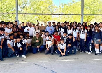 POCO MÁS DE 110 MIL ESTUDIANTES CONMEMORAN EL DÍA  DE LA NIÑEZ CON ACTIVIDADES EDUCATIVAS Y RECREATIVAS