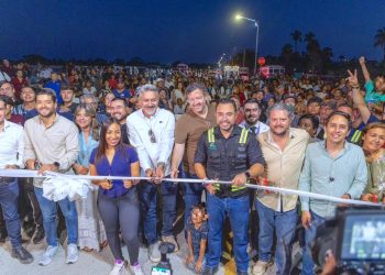 ENTREGA ALCALDE OBRA INTEGRAL EN LA CALLE PASEO DE LOS MARINOS EN SAN JOSÉ DEL CABO