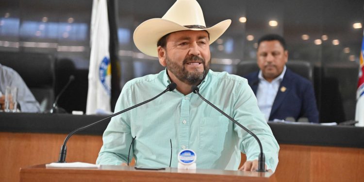 PROPONEN SANCIONAR EL ENCUBRIMIENTO FAMILIAR EN DELITOS SEXUALES CONTRA NIÑAS, NIÑOS Y ADOLESCENTES
