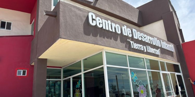 DESPUÉS DE 4 MESES, RECIBIERON TRABAJADORES DE CENDI “TIERRA Y LIBERTAD” SU PAGO