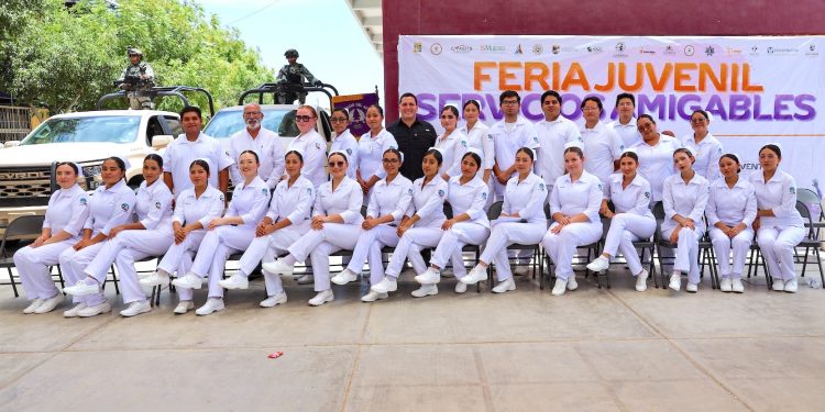 MÁS DE 1200 JÓVENES PARTICIPAN EN FERIA DE SERVICIOS AMIGABLES EN CABO SAN LUCAS