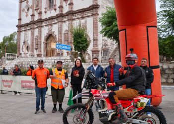 ALCALDESA EDITH AGUILAR ENCABEZA BANDERAZO DE SALIDA DE LA CARRERA NORRA 2026 EN SAN IGNACIO