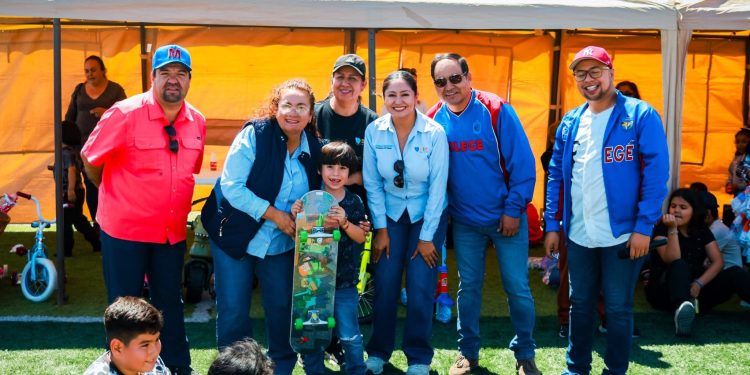 CELINA RAMÍREZ Y DIF MULEGÉ CELEBRAN A LA NIÑEZ EN TODAS LAS COMUNIDADES DEL MUNICIPIO