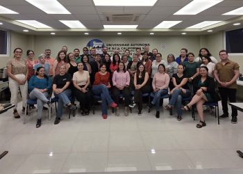 CAPACITAN A PERSONAL DOCENTE DE UABCS LOS CABOS  SOBRE EL USO DE LA INTELIGENCIA ARTIFICIAL