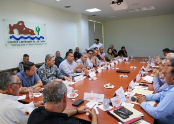 GOBIERNO DE BCS, AUTORIDADES DIVERSAS Y SECTOR EMPRESARIAL REFUERZAN COORDINACIÓN PARA GARANTIZAR MOVILIDAD EN LOS CABOS