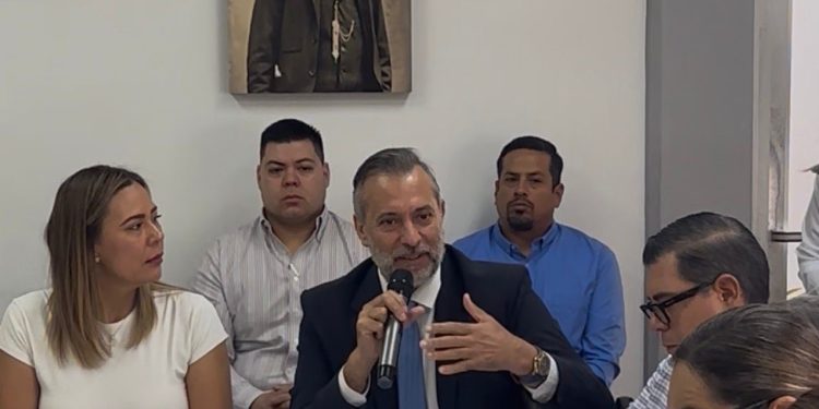 ISSSTE BCS PARTICIPA EN MESA DE TRABAJO DEL PROGRAMA “ PÁRALE A LA VIOLENCIA “ Y SISTEMA DE CUIDADOS