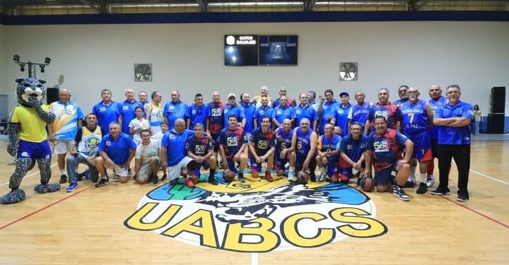 REVIVEN EN LA UABCS HISTÓRICA RIVALIDAD DEPORTIVA EN EMOTIVO ENCUENTRO DE ANIVERSARIO