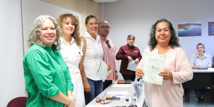 UABCS E ICATEBCS FORTALECEN COMPETENCIAS SOCIOEMOCIONALES Y DE LIDERAZGO EN  COMUNIDAD UNIVERSITARIA