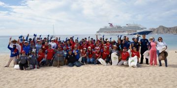 PARTICIPA AYUNTAMIENTO DE LOS CABOS EN JORNADA DE LIMPIEZA EN INMEDIACIONES DE PLAYA OCHO CASCADAS