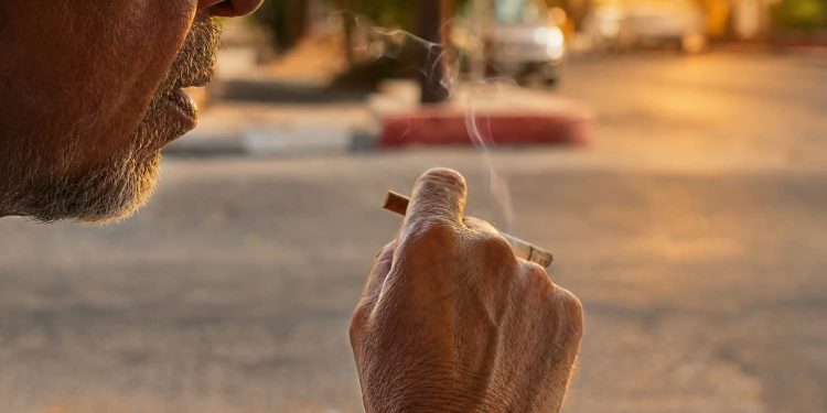 IMSS BAJA CALIFORNIA SUR LLAMA A CREAR  CONCIENCIA SOBRE RIESGO DEL CONSUMO DE TABACO