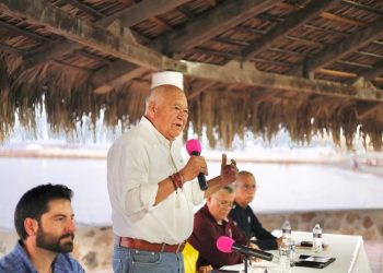 AUTORIZA GOBERNADOR VÍCTOR CASTRO TARIFAS PREFERENTES EN INSTALACIONES DE API EN LORETO
