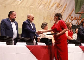 GOBIERNO DE BCS ENTREGA EQUIPOS DE AIRE ACONDICIONADO AL COLEGIO DE ESTUDIOS CIENTÍFICOS Y TECNOLÓGICOS PARA MEJORAR ESPACIOS EDUCATIVOS