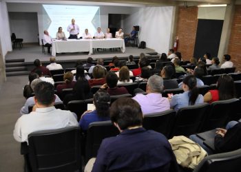 ￼ REALIZA SECRETARÍA DE FINANZAS JUNTA DE ADMINISTRADORES PARA FORTALECER PROCESOS INTERNOS