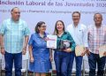 SNE-BCS REALIZA FERIA DE EMPLEO Y ENTREGA APOYOS AL EMPRENDIMIENTO EN LA PAZ