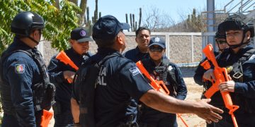 FORTALECEN ACTUACIÓN POLICIAL DE LA PEP CON CURSO DE DETENCIÓN Y CONDUCCIÓN DE PERSONAS