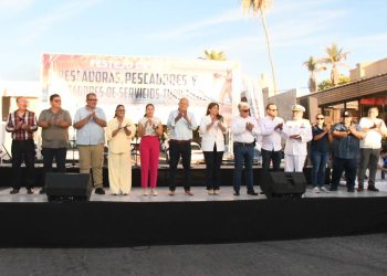 DESTACA GOBERNADOR APORTACIÓN DE MUJERES Y HOMBRES DEL MAR A LA ECONOMÍA DE BCS