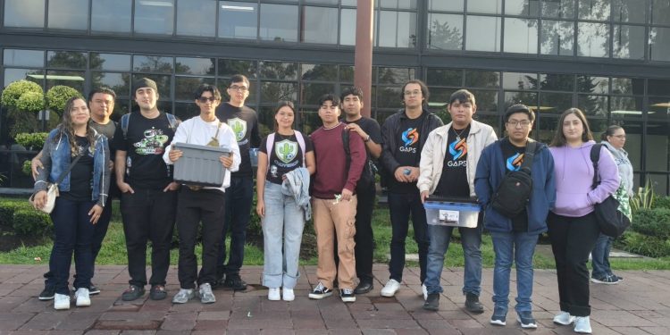 RECONOCE COSHCYTI ￼A ESTUDIANTES DE LA UABCS POR SEGUNDO LUGAR EN COPA FUTBOTMX 2026