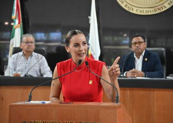 CAPACITARAN A  LEGISLADORAS Y LEGISLADORES DE LA XVII LEGISLATURA DE BCS ACERCA DE VIOLENCIA DE GÉNERO, LENGUAJE INCLUYENTE Y NO SEXISTA.