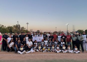 FORTALECE PGJE LA CONVIVENCIA FAMILIAR Y LA CULTURA DE PAZ CON EL EVENTO “PAPÁ, JUGUEMOS JUNTOS; HOME RUN POR LA PAZ”