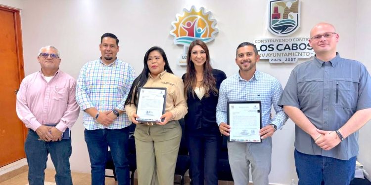 FORTALECE DIF LOS CABOS LA ESTRUCTURA DIRECTIVA CON NUEVOS NOMBRAMIENTOS