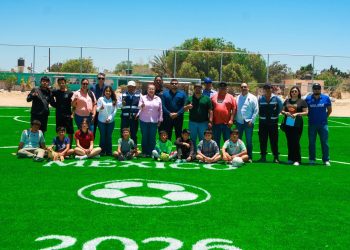 CELINA RAMÍREZ SUPERVISA AVANCES DE CAMPOS DE FÚTBOL DEL PROGRAMA MUNDIAL SOCIAL 2026 EN MULEGÉ