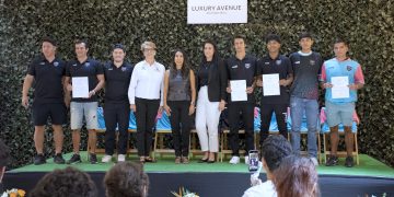 RECONOCE AYUNTAMIENTO DE LOS CABOS AL EQUIPO LOS CABOS UNITED POR PROMOVER IDENTIDAD LOCAL