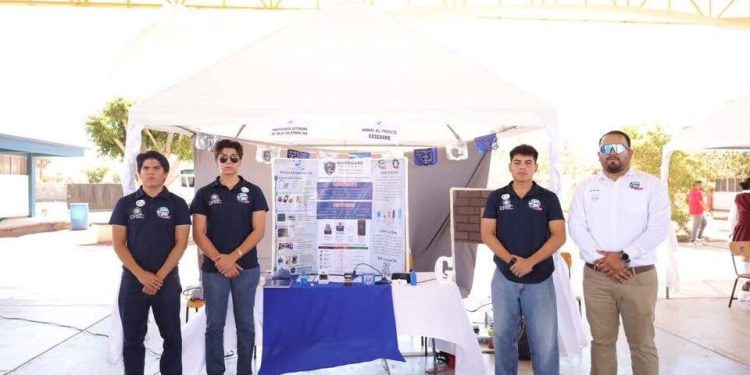 ESTUDIANTES DE LA UABCS OBTIENEN DESTACADOS RESULTADOS EN EXPOCIENCIAS MUNICIPAL 2026