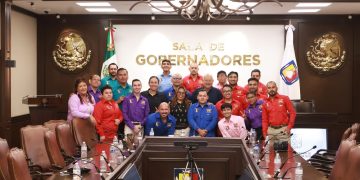 VÍCTOR CASTRO SOSTIENE ENCUENTRO CON  EL 4.º PARLAMENTO SUDCALIFORNIANO DE LA DIVERSIDAD SEXUAL; RECIBE PROPUESTAS