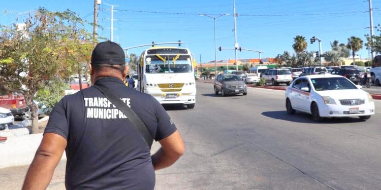 SUSPENDERÁN TRANSPORTISTAS EL SERVICIO DE TRANSPORTE PÚBLICO ESTE MARTES 30 DE JUNIO DE 9:00 A 10:00 AM