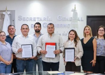 GOBIERNO BCS Y BANCO SANTANDER FIRMAN CONVENIO PARA IMPULSAR MIPYMES Y 5 MIL BECAS DE FORMACIÓN