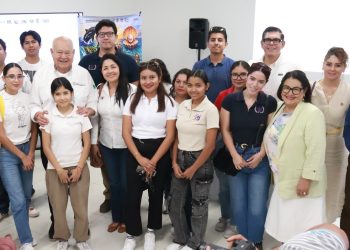GOBERNADOR VÍCTOR CASTRO PONE EN MARCHA EN LA PAZ EL PROGRAMA DE PENSIONES HUMANITARIAS