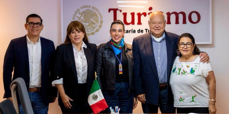 COORDINAN ESFUERZOS PARA CONSOLIDAR UN TURISMO CON DESARROLLO Y PROSPERIDAD PARA BAJA CALIFORNIA SUR
