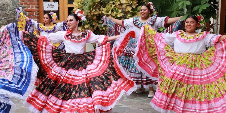 CONVOCA ISC A AGRUPACIONES FOLCLÓRICAS PARA “ EL MAÍZ NOS UNE DANZA 2026”