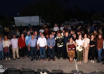 ENCABEZA GOBERNADOR ENCUENTRO CIUDADANO Y ENTREGA APOYOS EN EL CAMPAMENTO