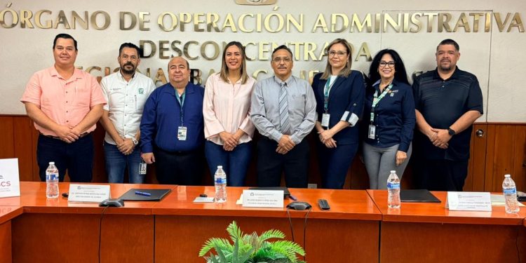 SIGNA CONVENIO DE COLABORACIÓN ENTRE IMSS BCS E INSTITUTO DE CAPACITACIÓN PARA LOS TRABAJADORES DEL ESTADO