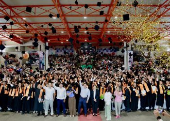 EGRESAN MÁS DE 3 MIL ESTUDIANTES DEL CECYTEBCS EN TODO EL ESTADO